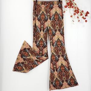NEW Boho Chic Print Flare Leg Pants in Rust sz S